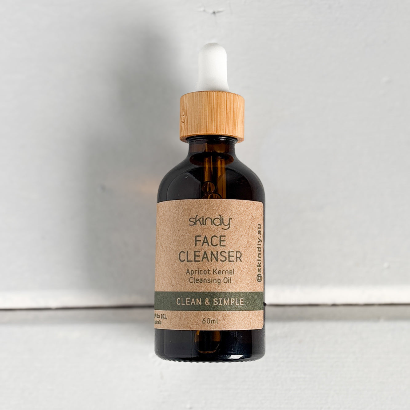 CLEAN & SIMPLE Face Cleanser